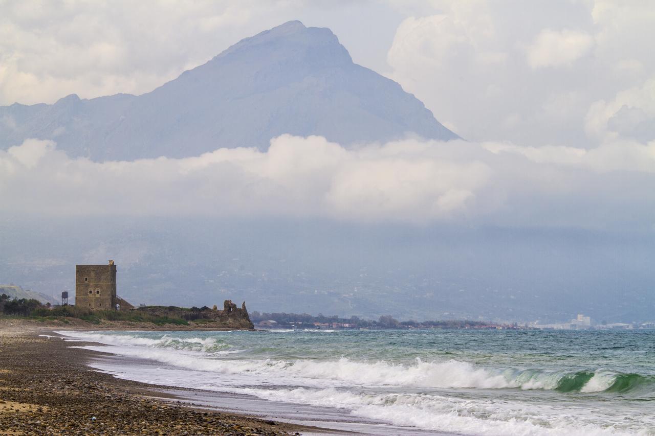 Appartement Casa Vacanza Paradise vicino Cefalù con servizio di piscina a 3 chilometri à Campofelice Di Roccella Extérieur photo